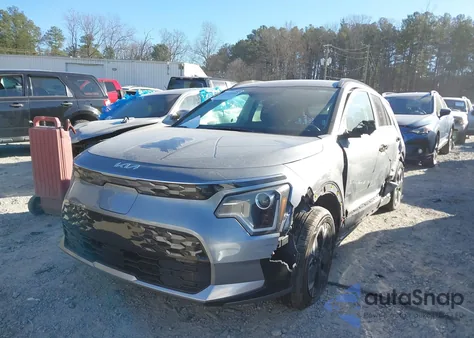 2024 Kia Niro Ev Wind z USA, uszkodzony, nr VIN KNDCR3L19R5078253